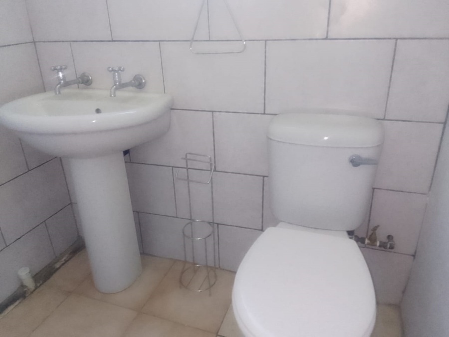 To Let 3 Bedroom Property for Rent in East London Rural Eastern Cape